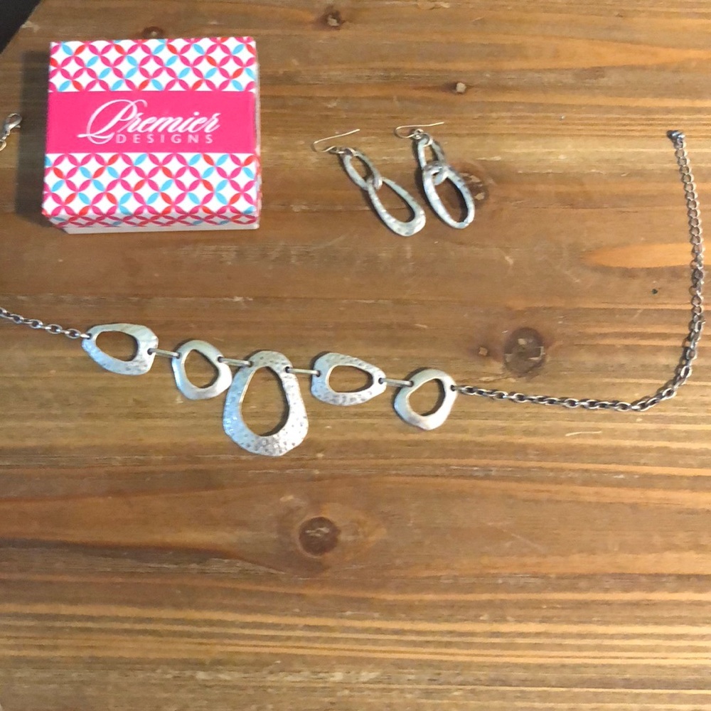 Necklace and Earrings Set